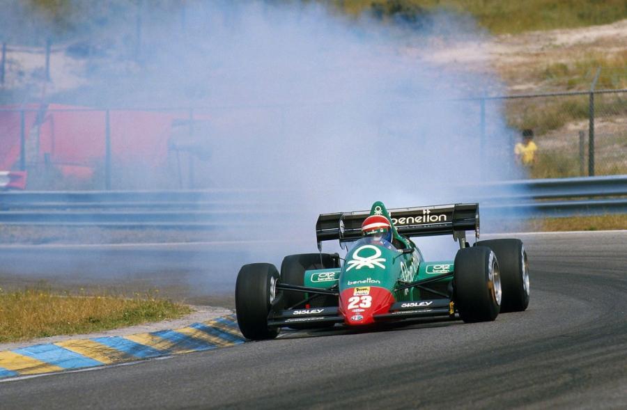  Alfa Romeo 184T 1984 года  (фото 1 из 11)